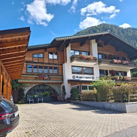 Ferienwohnungen Rupertihaus Flachau Exterior foto
